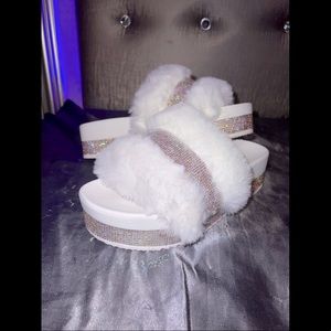 Pretty Fox Fur Rhinestone Slides